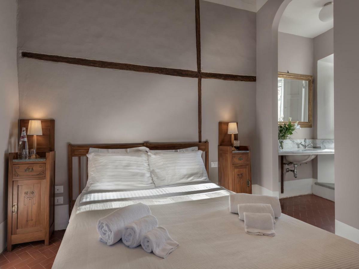 Bed and Breakfast Tenuta Di Capezzana Seano Exterior foto